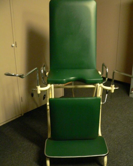 antieke-gynaecoloog-stoel-neuk-stoel-kopen