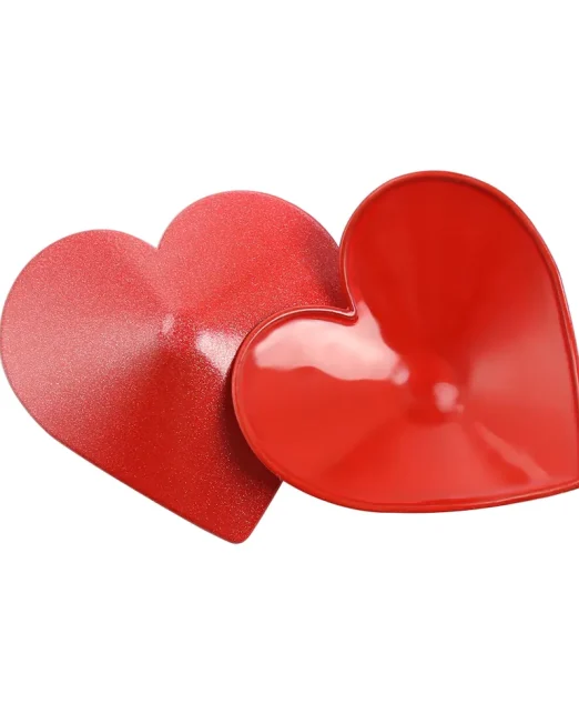sexy-rood-metalen-hart-tepel-sieraden-kopen